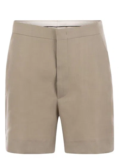 TAGLIATORE WOMEN'S LINEN CHINO BERMUDA SHORTS