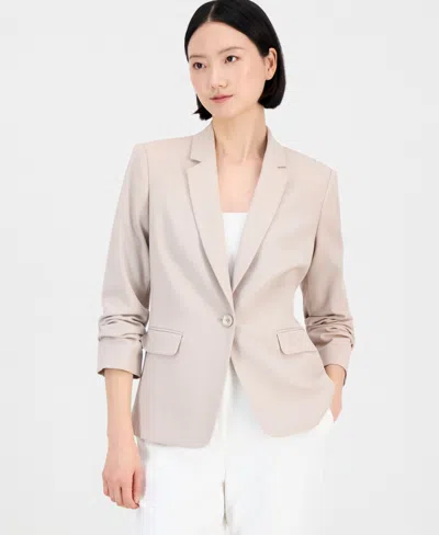 Tahari Asl Women's Notched Collar Convertible Elastic Sleeve One-button Blazer In Sand