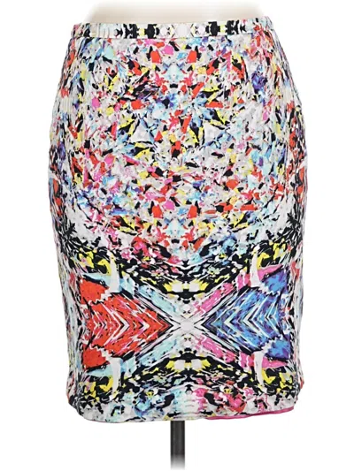 Pre-owned Tahari Casual Skirt In White