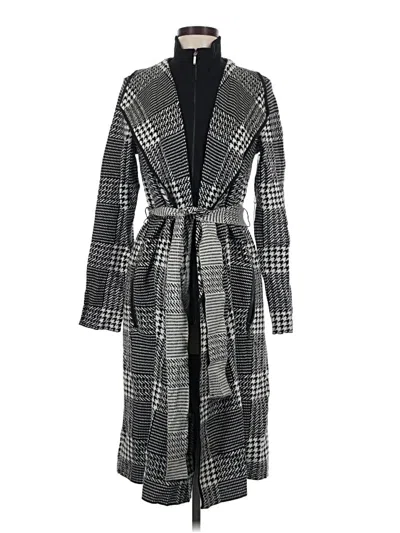Pre-owned Tahari Coat In Gray