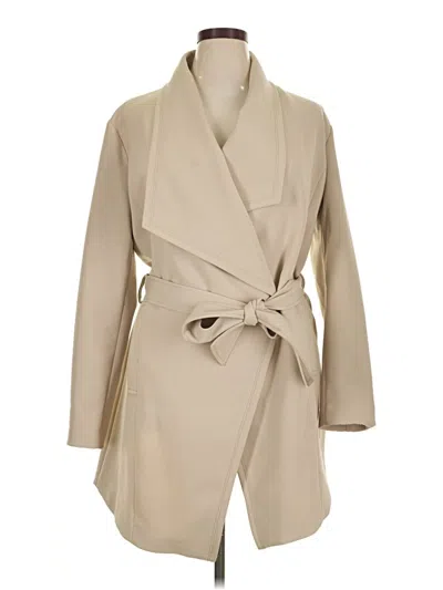 Pre-owned Tahari Coat In Tan