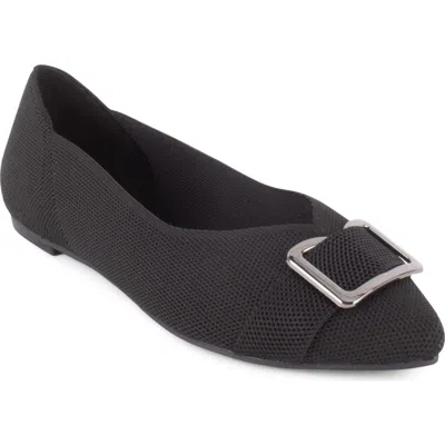 Tahari Lucerne Pointed Toe Flat In Black