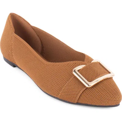Tahari Lucerne Pointed Toe Flat In Brown