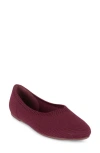 Tahari Martinique Flat In Burgundy