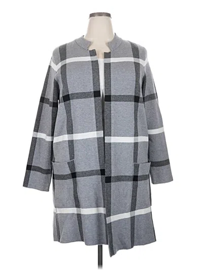 Pre-owned Tahari Poncho In Gray