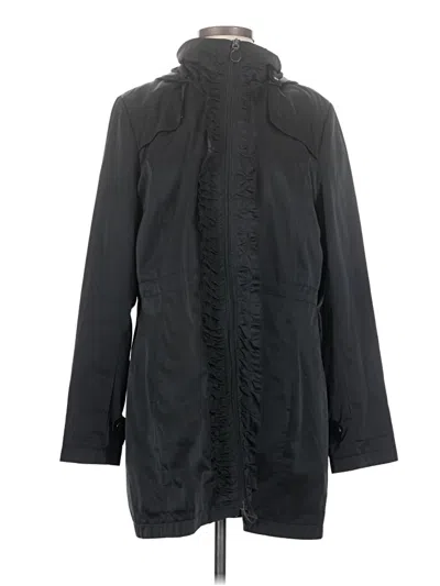 Pre-owned Tahari Raincoat In Black
