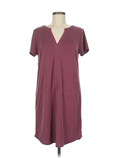 Pre-owned Tahari Short Sleeve T-shirt In Burgundy