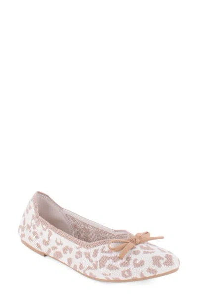 Tahari Tortuga Ballet Flat In Neutral
