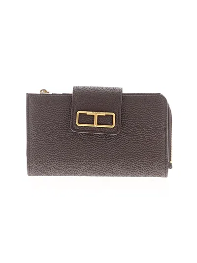 Pre-owned Tahari Wallet In Brown