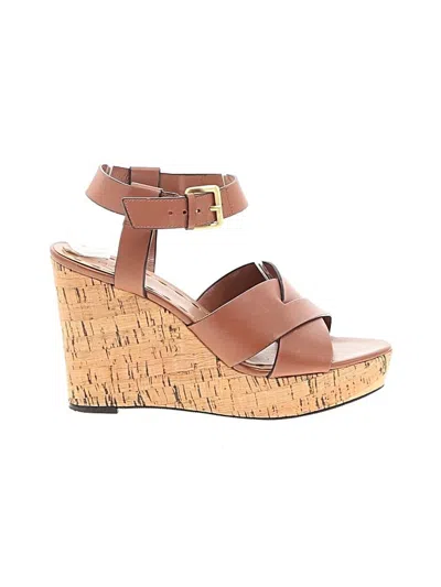 Pre-owned Tahari Wedges In Tan