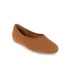 Tahari Martinique Flat In Brown