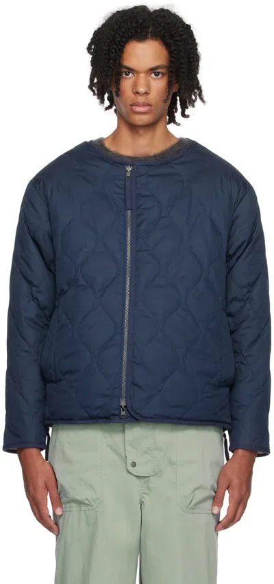 Taion Military Zip V Neck Down Jacket In D.navyxbeige