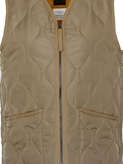 Taion Quilted Gilet In Brown