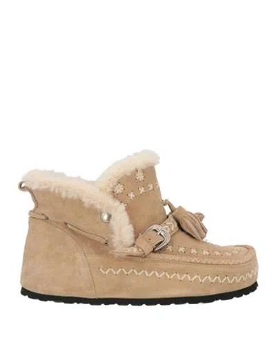 Taji Woman Ankle Boots Beige Size 10 Leather In Neutral