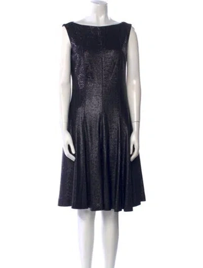 Pre-owned Talbot Runhof Bateau Neckline Knee-length Dress In Blue