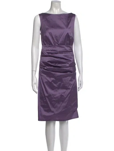 Pre-owned Talbot Runhof Bateau Neckline Knee-length Dress In Purple