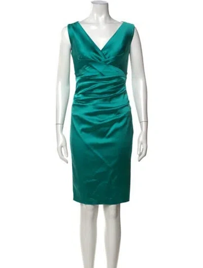 Pre-owned Talbot Runhof V-neck Knee-length Dress In Green