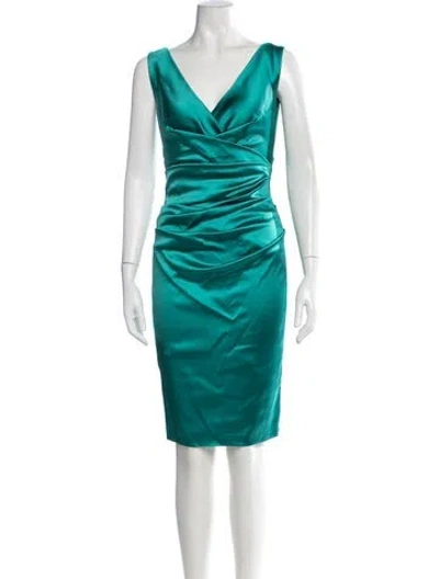 Pre-owned Talbot Runhof V-neck Knee-length Dress In Green