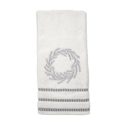 Talesma Holiday Silver Wreath Hand Towel Set - 100% Cotton In White,silver
