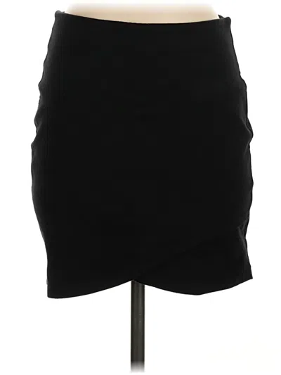 Pre-owned Talula Casual Skirt In Black