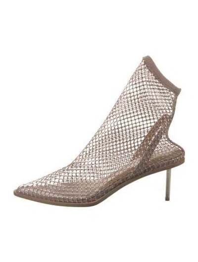 Pre-owned Tamara Mellon Mesh Crystal Embellishments Pumps In Neutral