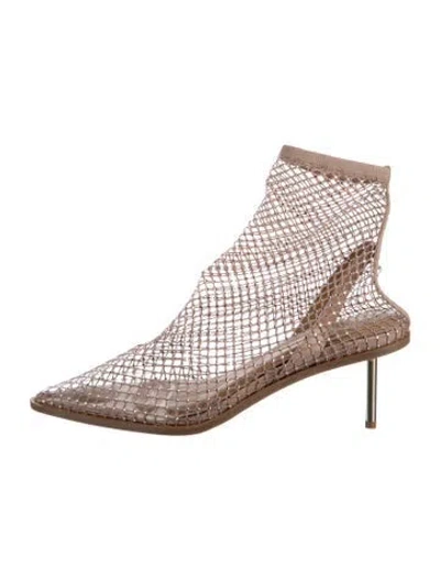 Pre-owned Tamara Mellon Mesh Lace Pattern Pumps In Neutral