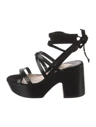 Pre-owned Tamara Mellon Suede T-strap Pumps In Black