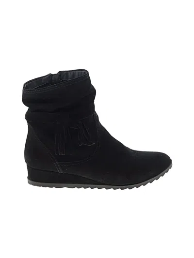 Pre-owned Tamaris Ankle Boots In Black