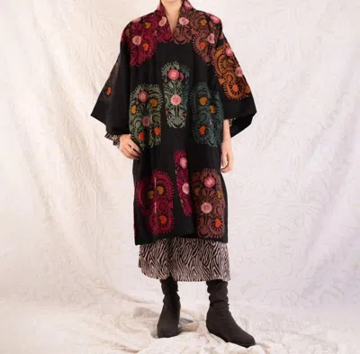 Tanavana Macura Coat In Black