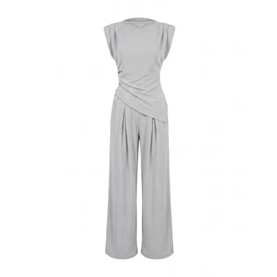 Tantra Spain Sl Women's Set Of Straight Trousers And Side Pockets. Short Sleeve Top With Asymmetrical Length Grey In Gray