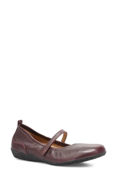 Taos Babble Mary Jane Flat In Burgundy