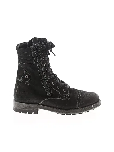 Pre-owned Taos Boots In Black