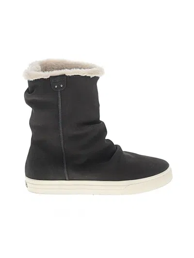 Pre-owned Taos Boots In Black