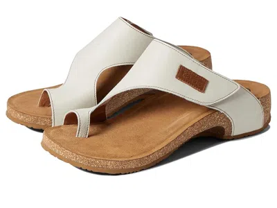 Taos Footwear Loop In White