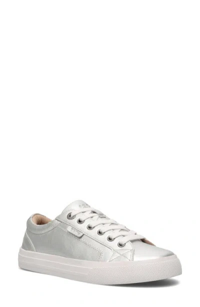 Taos Plim Soul Luxe Sneaker In Silver