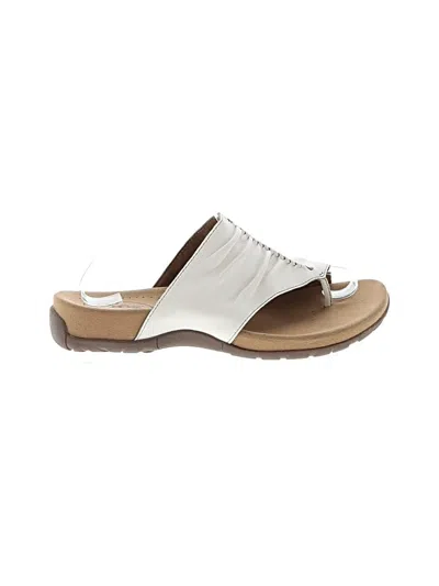 Pre-owned Taos Sandals In White