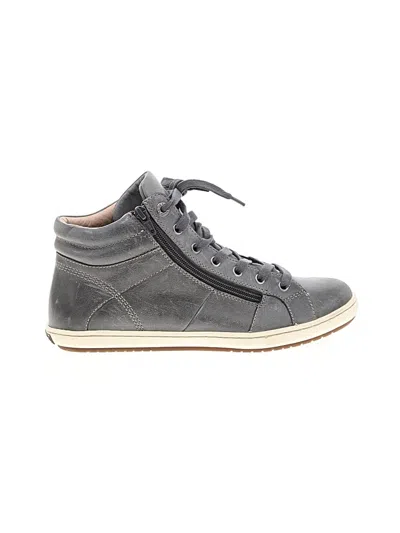 Pre-owned Taos Sneakers In Gray
