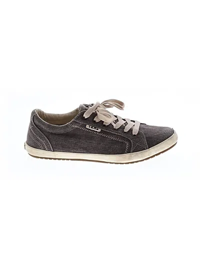 Pre-owned Taos Sneakers In Gray