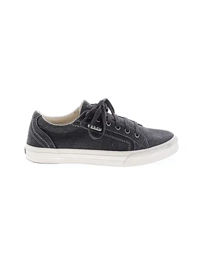 Pre-owned Taos Sneakers In Gray