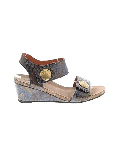 Pre-owned Taos Wedges In Blue