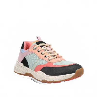 Taos Women Advance Shoes In Retro Multi