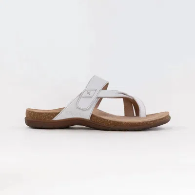 Taos Women's Perfect Sandals In White