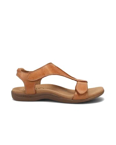 Taos Women's Show Leather Sandal In Caramel In Brown
