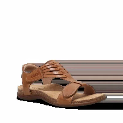 Taos Women's Wonderful Sandal In Caramel In Multi