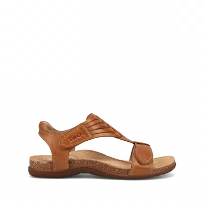 Taos Women's Wonderful Thong Sandals In Caramel In Brown