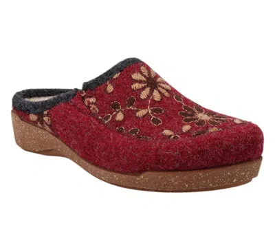 Taos Women's Woolderness 2 Wool Clots In Cranberry In Red