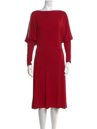 Pre-owned Tara Jarmon Bateau Neckline Knee-length Dress In Red