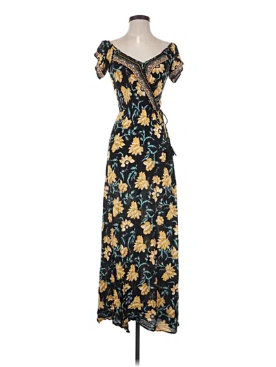 Pre-owned Target Casual Dress In Black