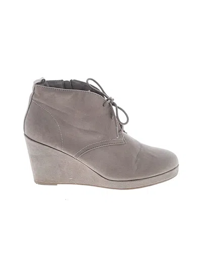 Pre-owned Target Wedges In Tan
