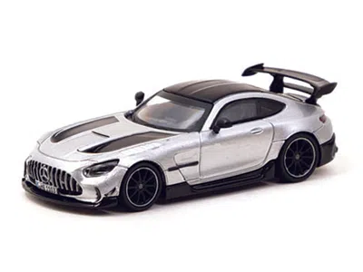 Tarmac Works Mercedes-benz Amg Gt Black Series Silver Metallic With Black Hood Stripes And Top "global64" Series